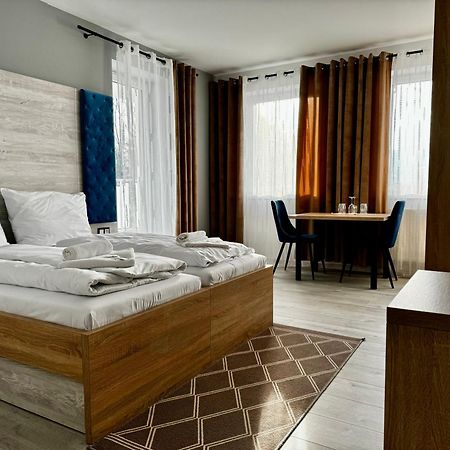 Acko Gurman Hotel Namestovo Luaran gambar